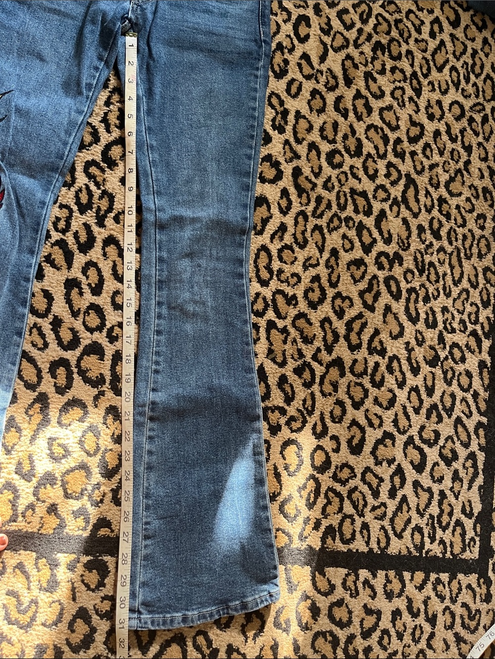 Ed Hardy Blue Denim Flare Jeans with Red Logo & Embroidered Dragon - Picture 4 of 11